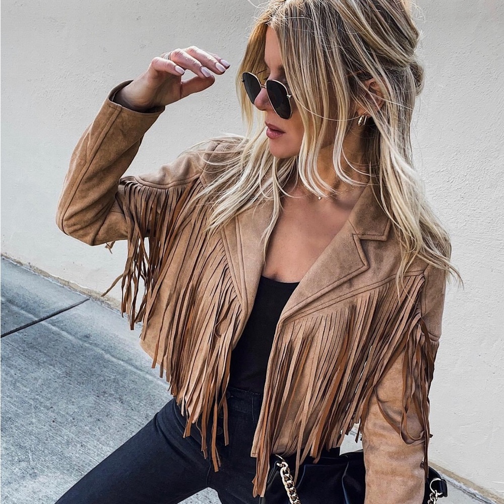 COPY - NWT Vici Walford Camel Cropped Fringe Faux Suede Jacket / small